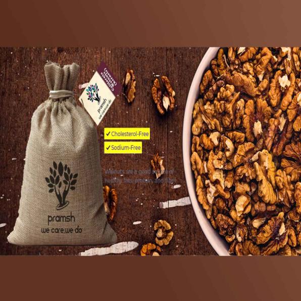 Pramsh Luxurious Quality California Walnut Kernels (Akhrot Girri)